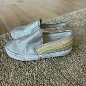 Olive And Edie Slip On Rainbow Shoe Silver Size 12